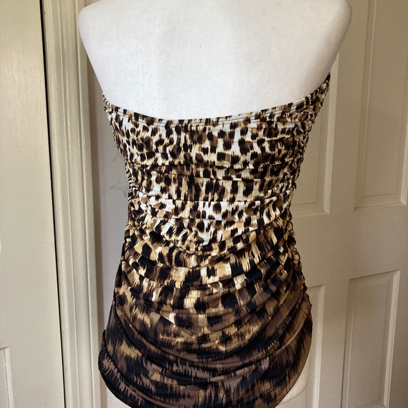 Carmen Marc Valvo Strapless Leopard Bathing Suit - Picture 4 of 10